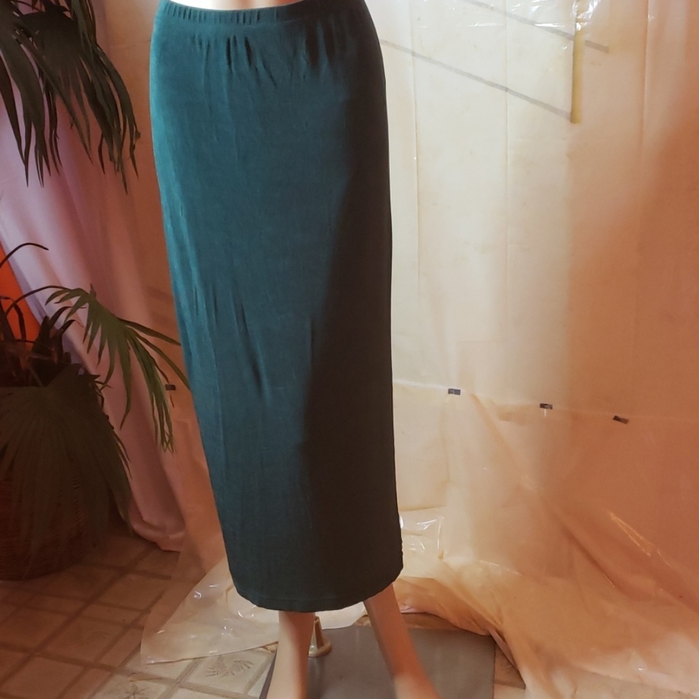 Diana green skirt size 16